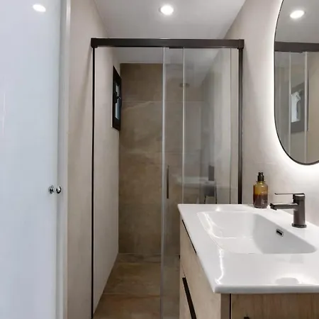 Winahost Diputacio Apartment *