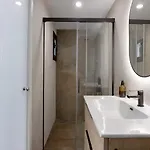 Winahost Diputacio Apartment *
